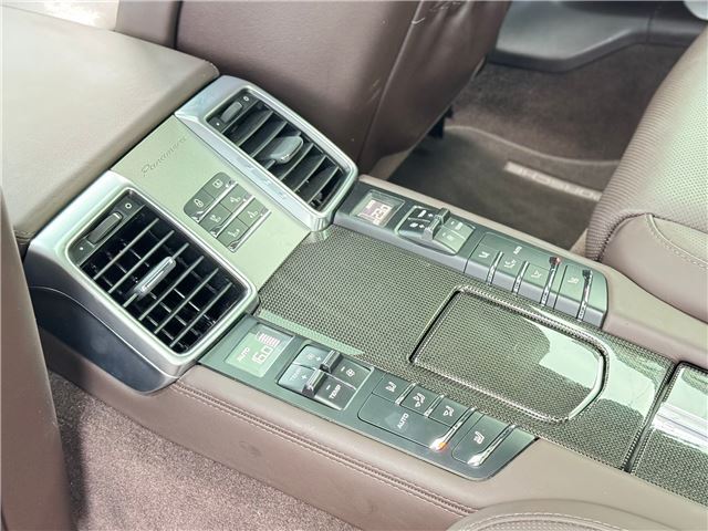 صورة مصغرة 16 لـ 2016 Porsche PANAMERA