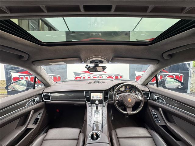 صورة مصغرة 8 لـ 2016 Porsche PANAMERA