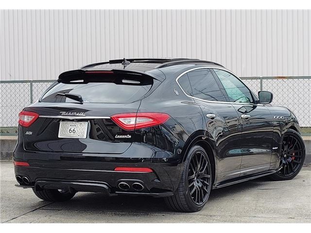 2017 Maserati LEVANTE 缩略图 2