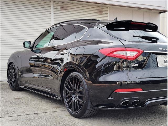 2017 Maserati LEVANTE 缩略图 9