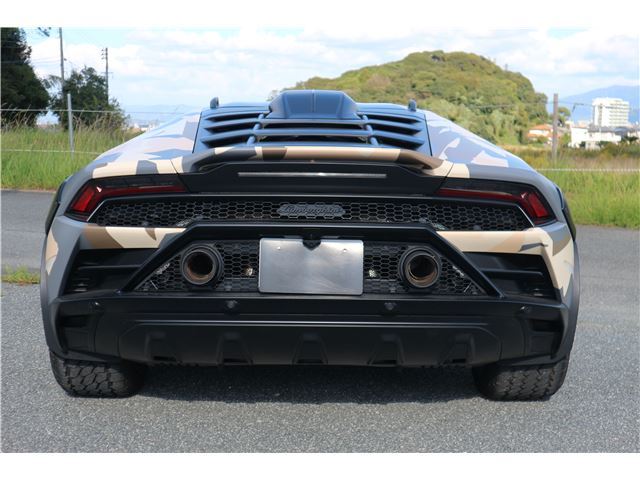 صورة 7 لـ 2024 Lamborghini HURACAN