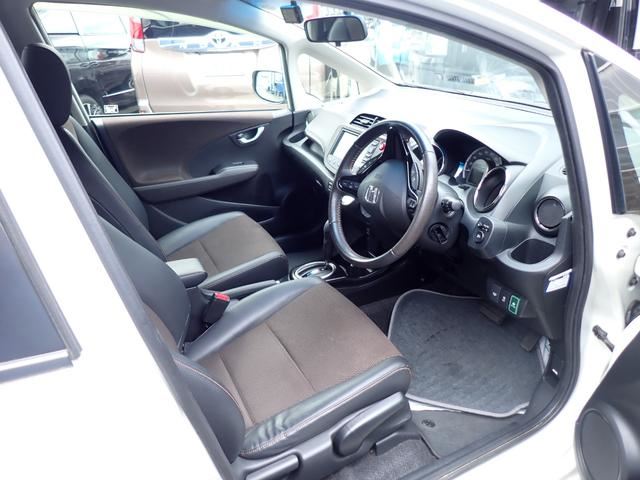 2011 Honda FIT SHUTTLE HYBRID — фото 7