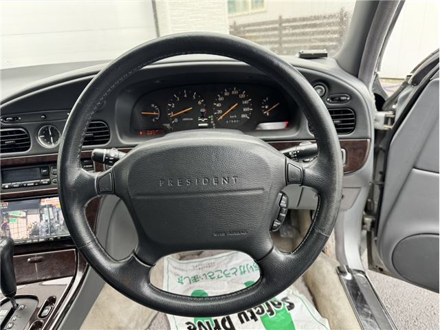 صورة مصغرة 18 لـ 1994 Nissan PRESIDENT