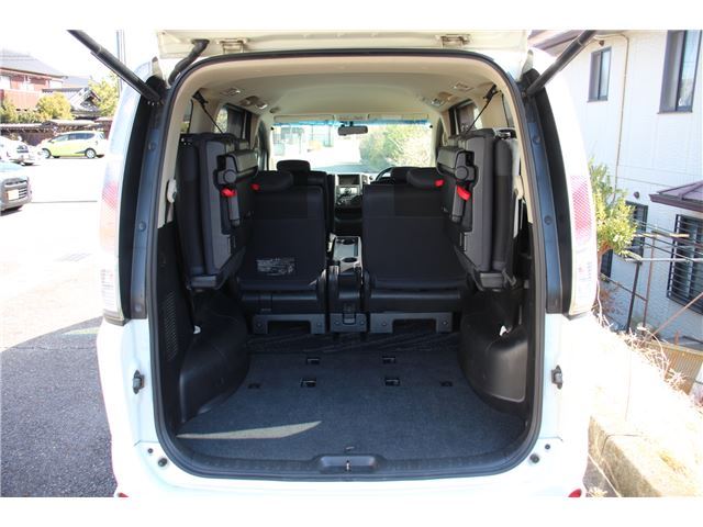 صورة مصغرة 20 لـ 2006 Nissan SERENA
