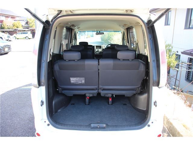 صورة مصغرة 21 لـ 2006 Nissan SERENA