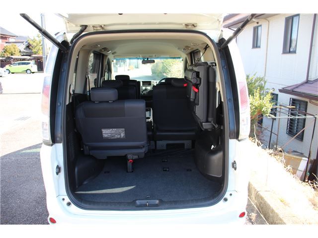 صورة مصغرة 23 لـ 2006 Nissan SERENA
