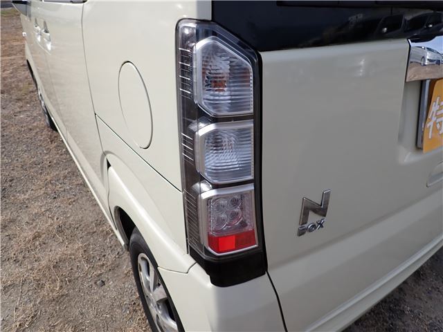 2012 Honda N-BOX — миниатюра 37