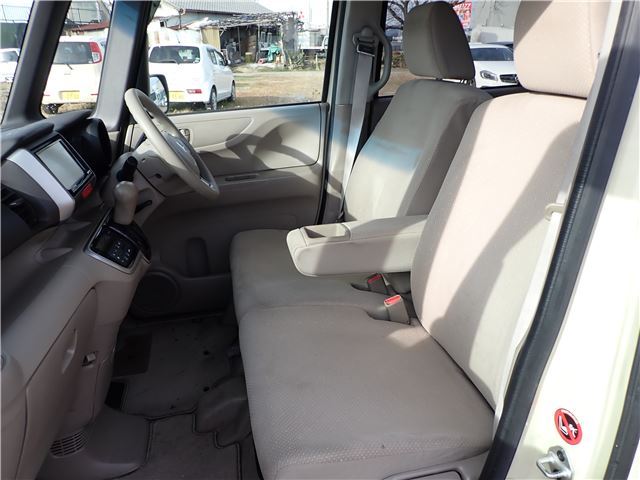 2012 Honda N-BOX — миниатюра 43