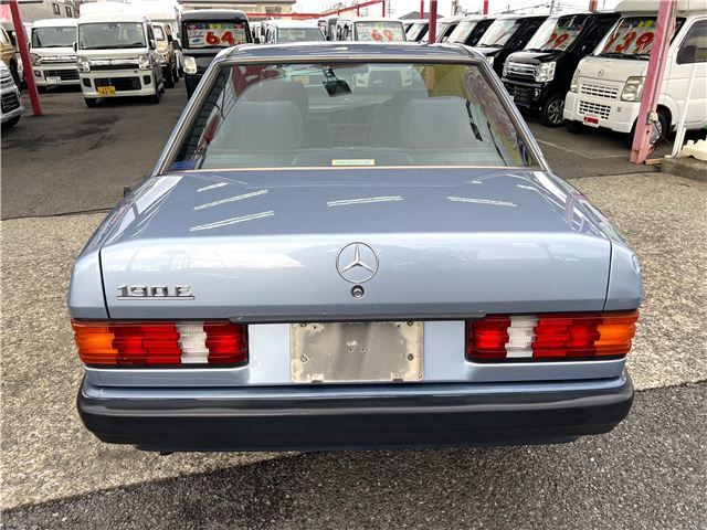 صورة مصغرة 7 لـ 1991 Mercedes-BENZ 190