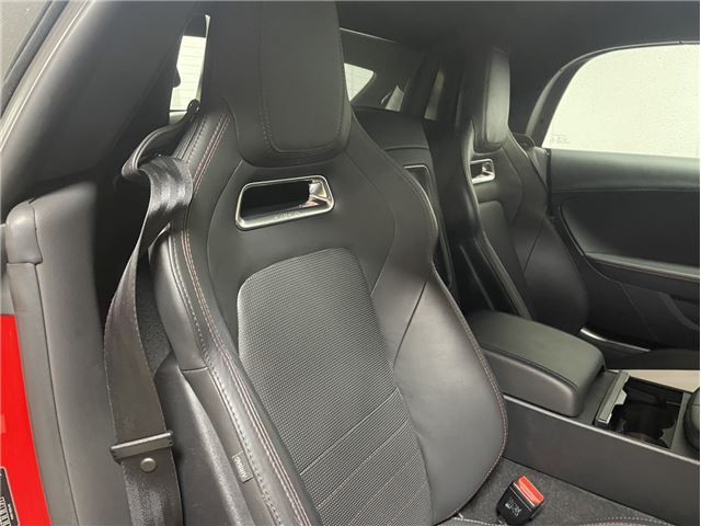 صورة مصغرة 11 لـ 2018 Jaguar F-TYPE