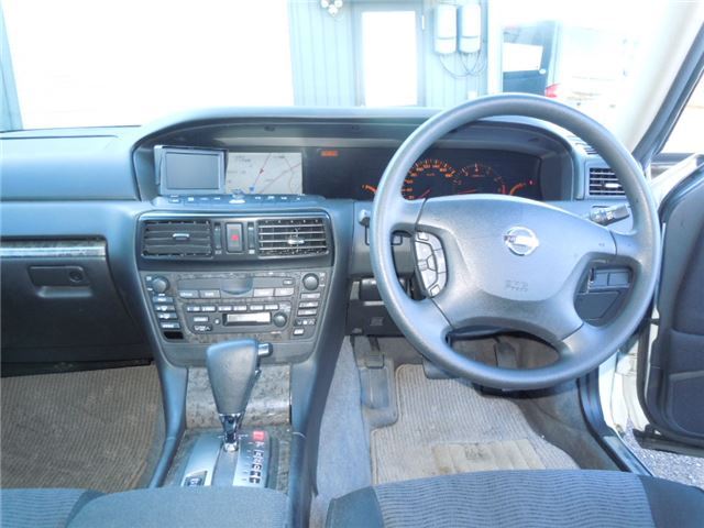صورة 8 لـ 2002 Nissan GLORIA