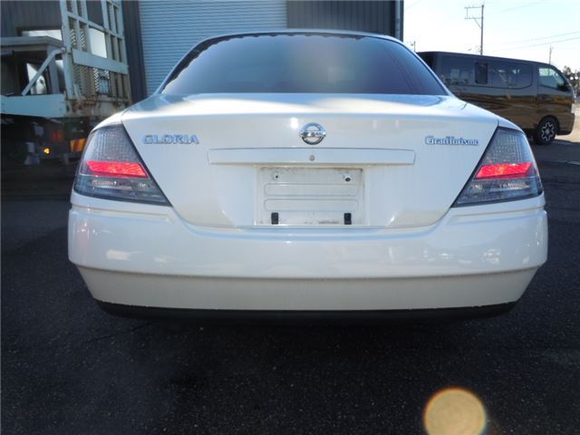 صورة 6 لـ 2002 Nissan GLORIA