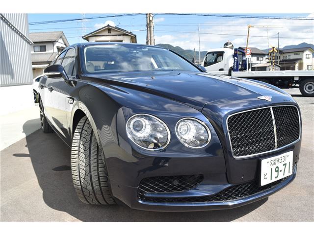 2018 Bentley FLYING SPUR photo 3