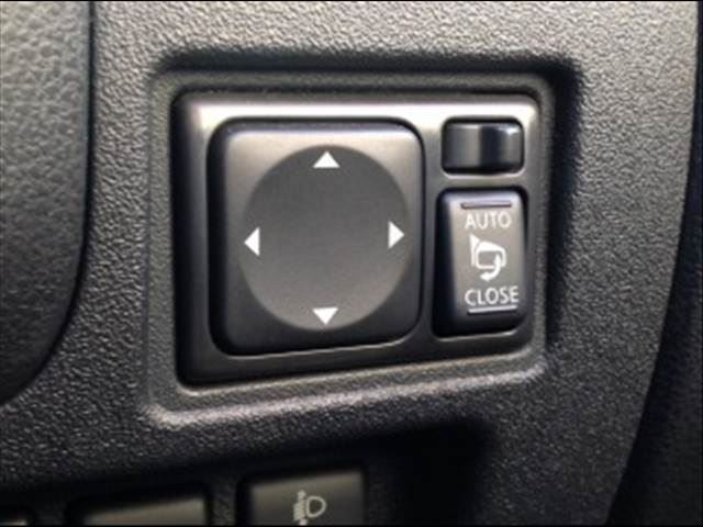 2011 Nissan MARCH 缩略图 20