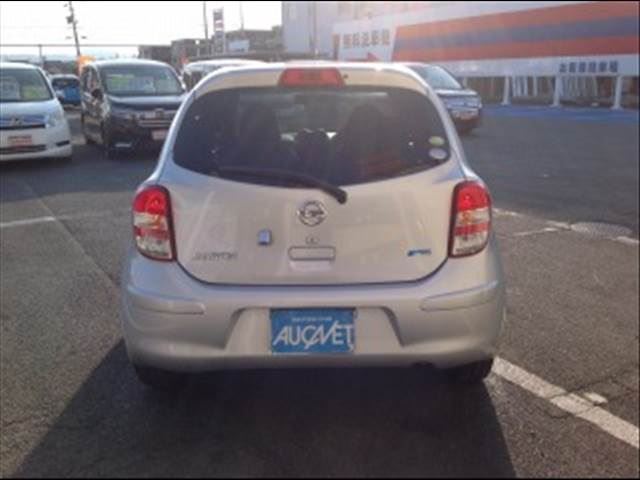 2011 Nissan MARCH 照片 5