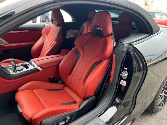 2023 BMW M8 CABRIOLET 缩略图 31