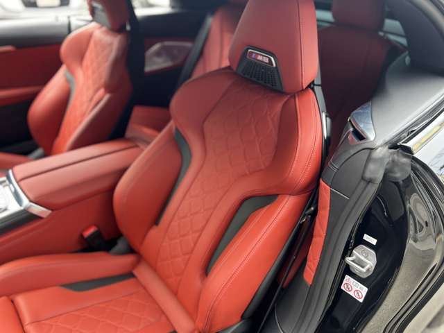2023 BMW M8 CABRIOLET 缩略图 32