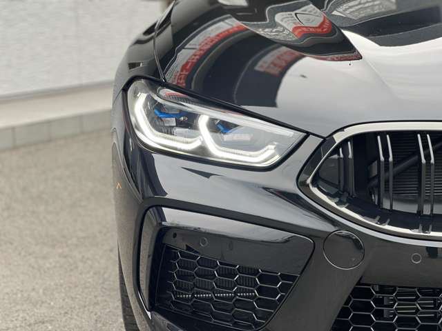 صورة 5 لـ 2023 BMW M8 CABRIOLET