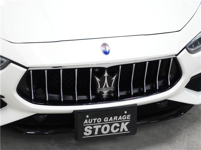 2017 Maserati GRAN SPORT — миниатюра 11