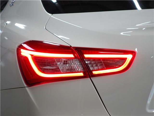 2017 Maserati GRAN SPORT — миниатюра 21
