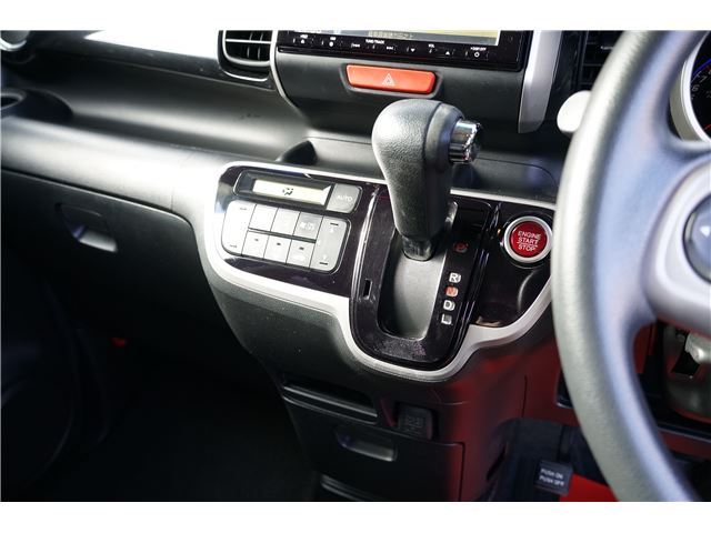 2012 Honda N-BOX CUSTOM — миниатюра 22