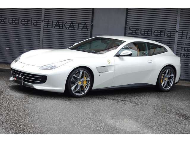 2018 Ferrari GTC4 LUSSO — миниатюра 5