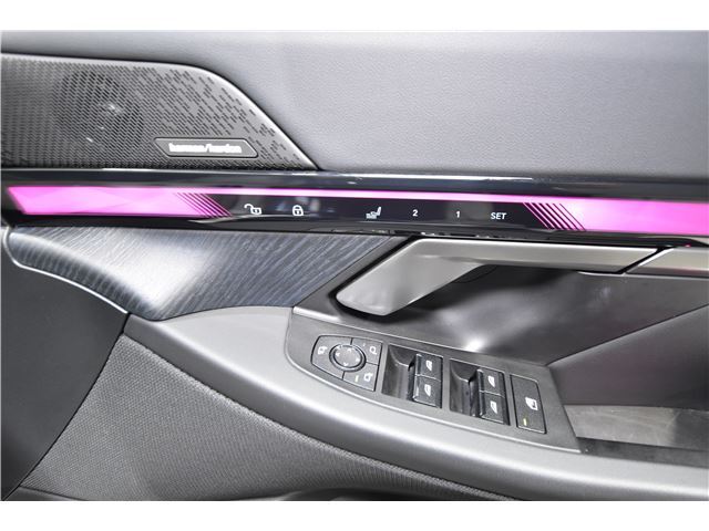 2024 BMW 5 SERIES — миниатюра 26