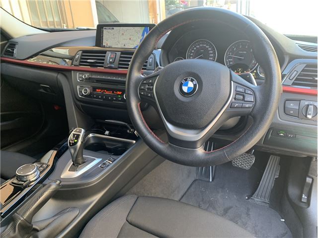 صورة مصغرة 26 لـ 2015 BMW 3 SERIES