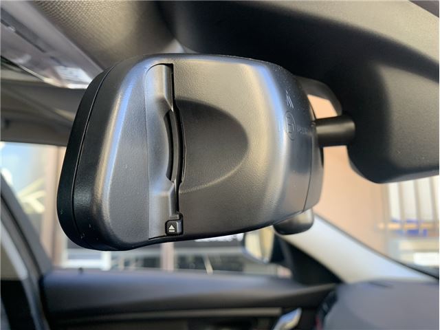صورة مصغرة 32 لـ 2015 BMW 3 SERIES