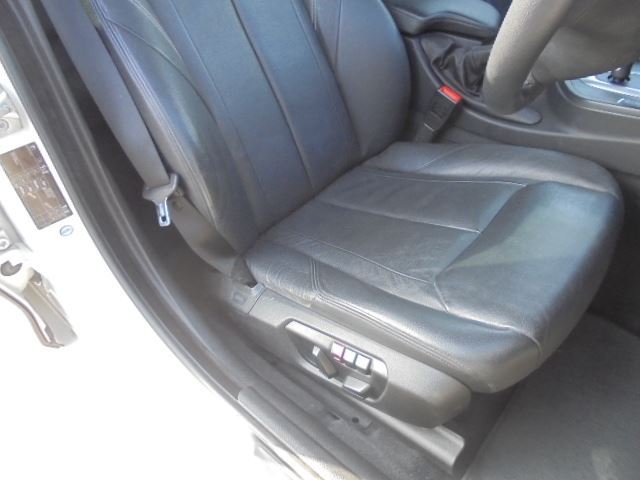 صورة مصغرة 37 لـ 2015 BMW 3 SERIES