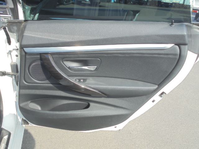 صورة مصغرة 41 لـ 2015 BMW 3 SERIES