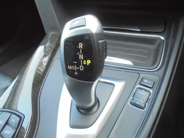صورة مصغرة 60 لـ 2015 BMW 3 SERIES