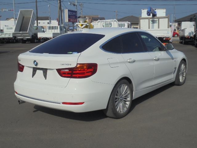صورة مصغرة 79 لـ 2015 BMW 3 SERIES