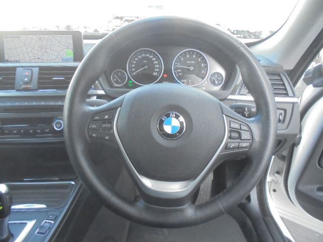 2015 BMW 3 SERIES photo 5