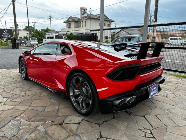صورة 5 لـ 2017 Lamborghini HURACAN