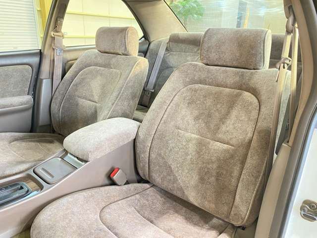 1998 Nissan LAUREL — миниатюра 26