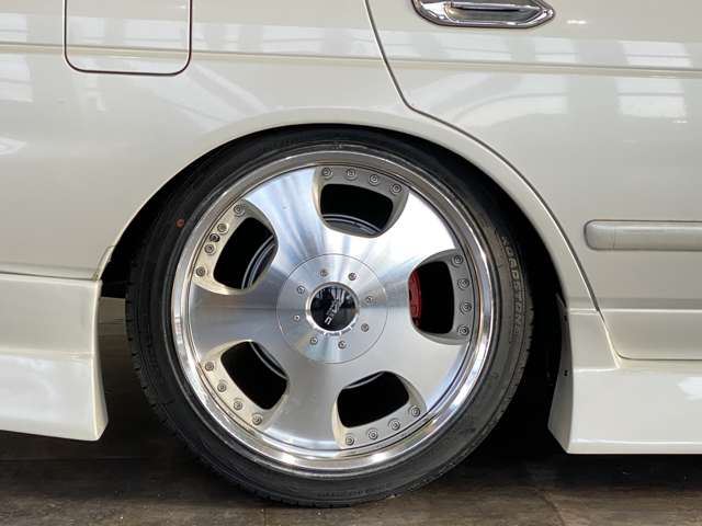 1998 Nissan LAUREL — миниатюра 41