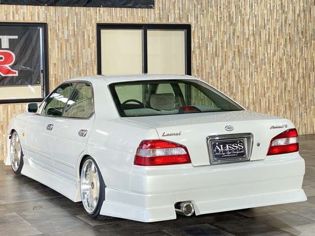 1998 Nissan LAUREL — миниатюра 47