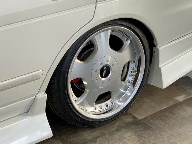 1998 Nissan LAUREL — миниатюра 54