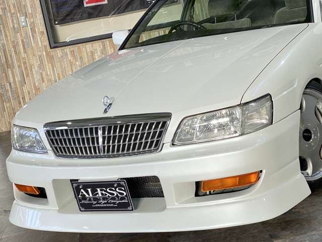 1998 Nissan LAUREL 照片 8