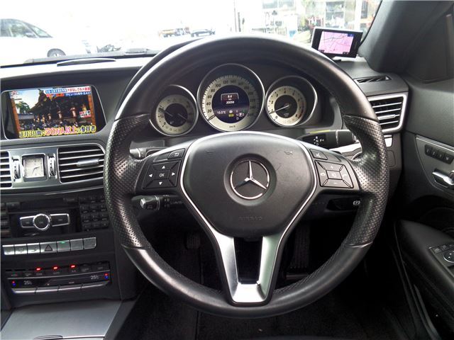 2013 Mercedes-BENZ E-CLASS — миниатюра 3