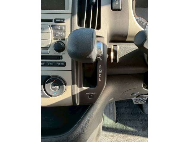 2007 Nissan SERENA 缩略图 17