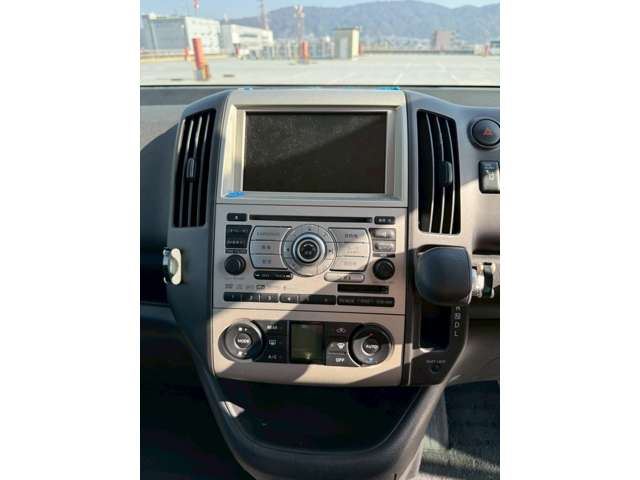 2007 Nissan SERENA 缩略图 18