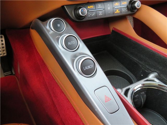 2019 Ferrari GTC4 LUSSO 缩略图 31