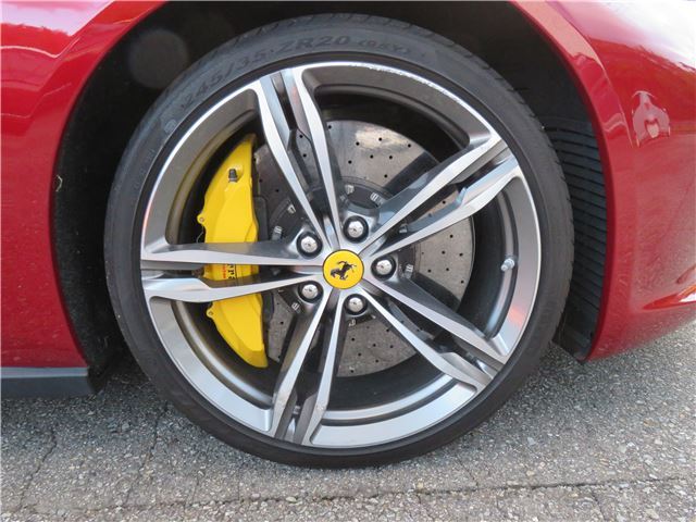 2019 Ferrari GTC4 LUSSO 缩略图 41