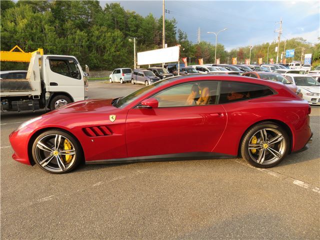 2019 Ferrari GTC4 LUSSO 缩略图 9