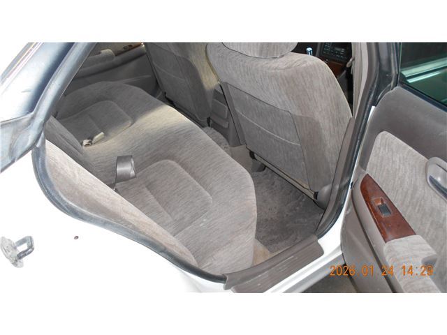 صورة مصغرة 11 لـ 1997 Nissan LAUREL