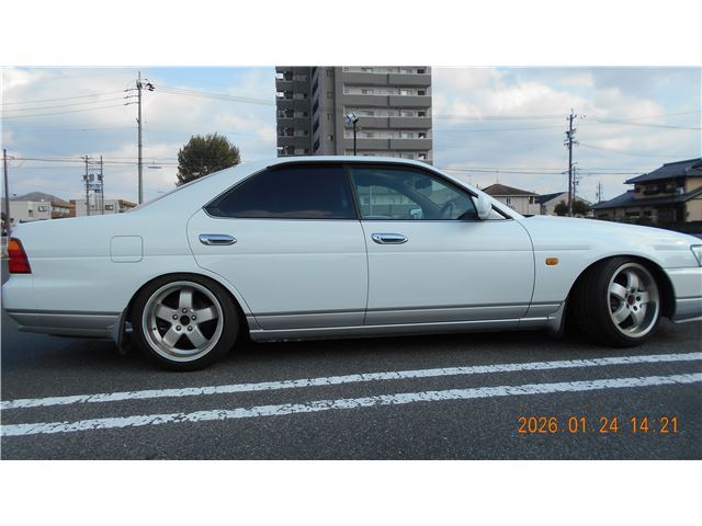 1997 Nissan LAUREL 照片 8