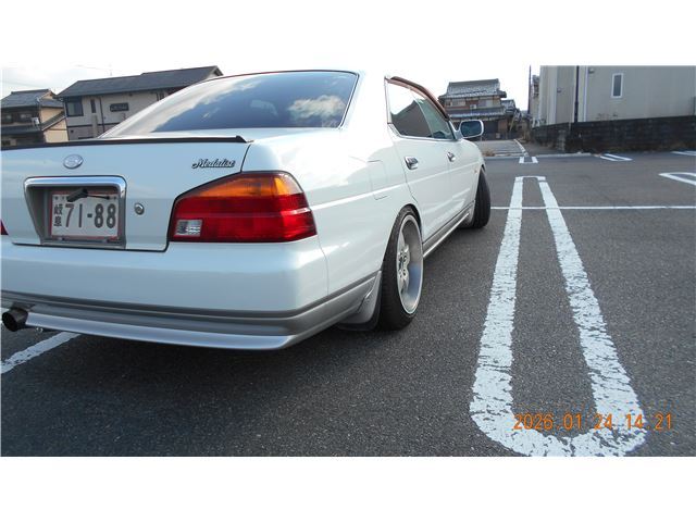 1997 Nissan LAUREL 照片 7