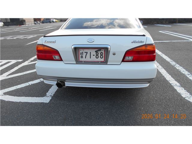 1997 Nissan LAUREL 照片 6